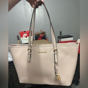 Michael kors jet set large tote. Used but still has a ton of life